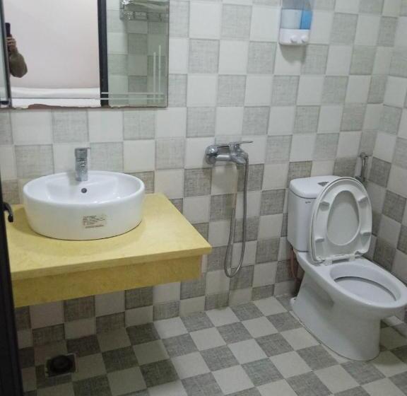 اتاق استاندارد سه نفره, Kim Ngân Hotel Lào Cai
