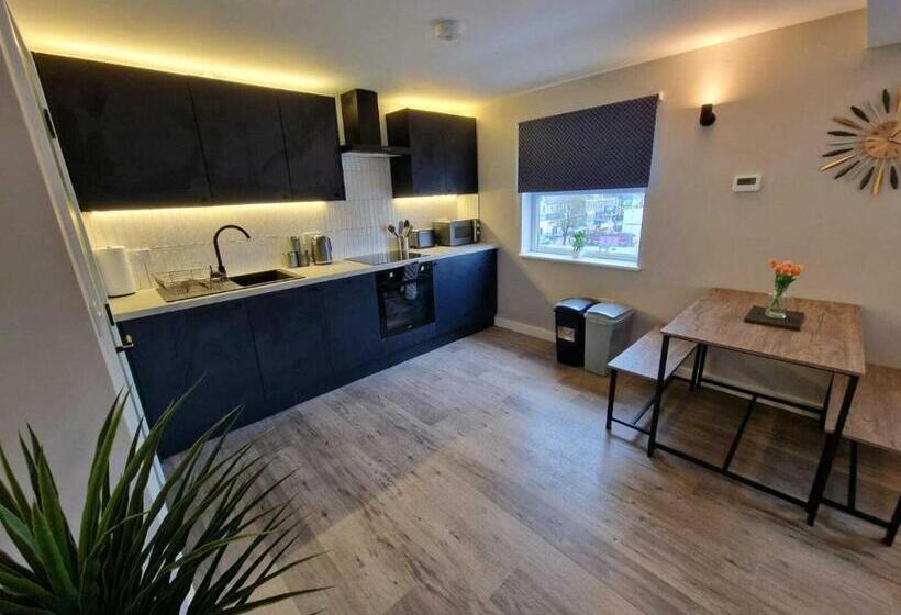 اتاق استاندارد با سرویس بهداشتی مشترک, Vere Apartments