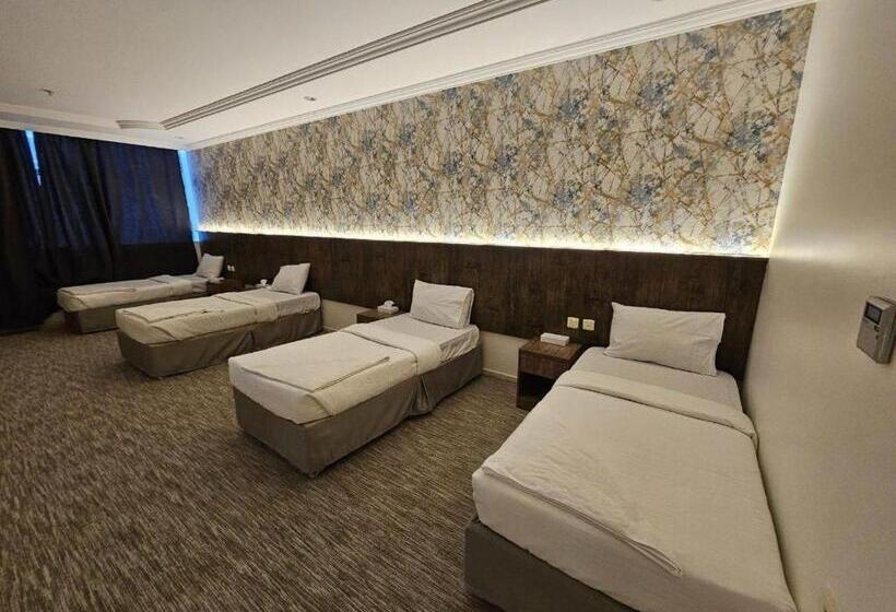 Четырехместный Номер Deluxe, Al Khulafaa 5 Hotel By Tera