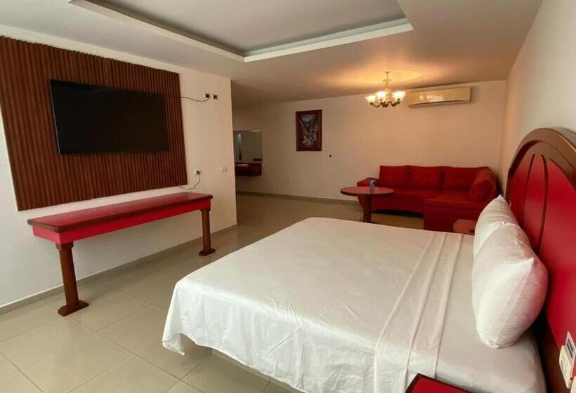 סוויטה, Autohotel Frances