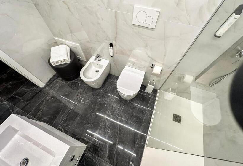 غرفة قياسية مزوَّدة بشُرفة, B&b Cristallo