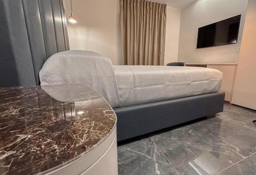 标准间带阳台, B&b Cristallo