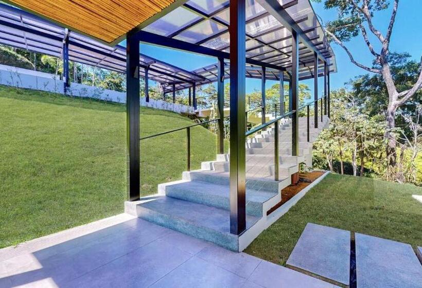 Номер Deluxe, Odyssey Boutique