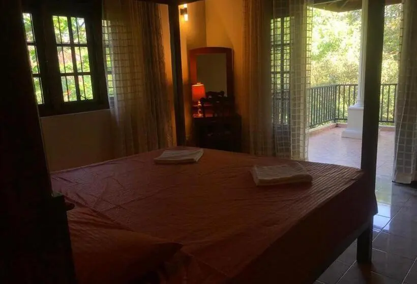 バルコニー付きスタンダードルーム, Marigold Apart Hotel Negombo