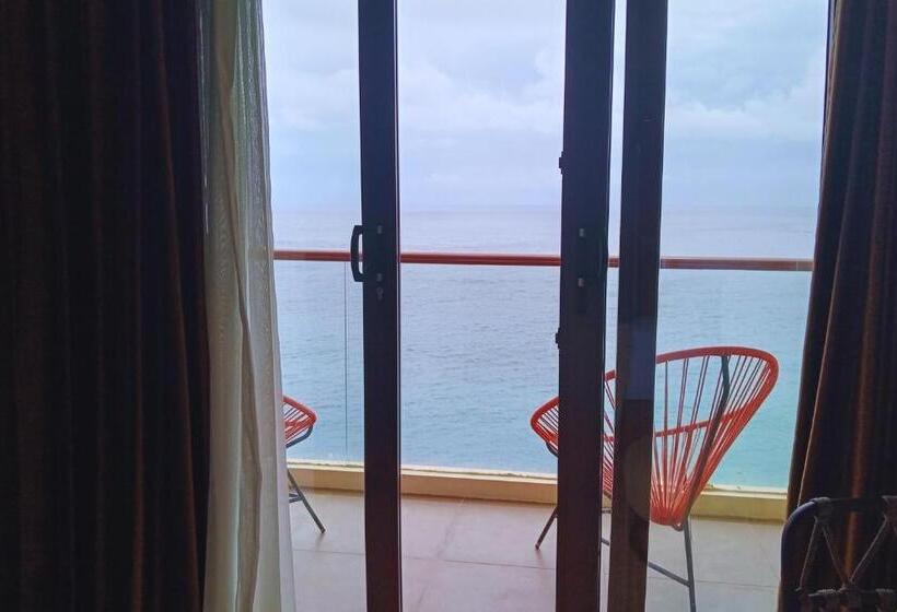 Номер Superior Кровать Кинг, Arjuna Suite And Apartment Sea View Ne45