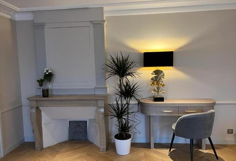 جناح مطل على البحر, Le Clos Alice