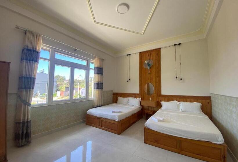 Standart Oda, Ruby Peace