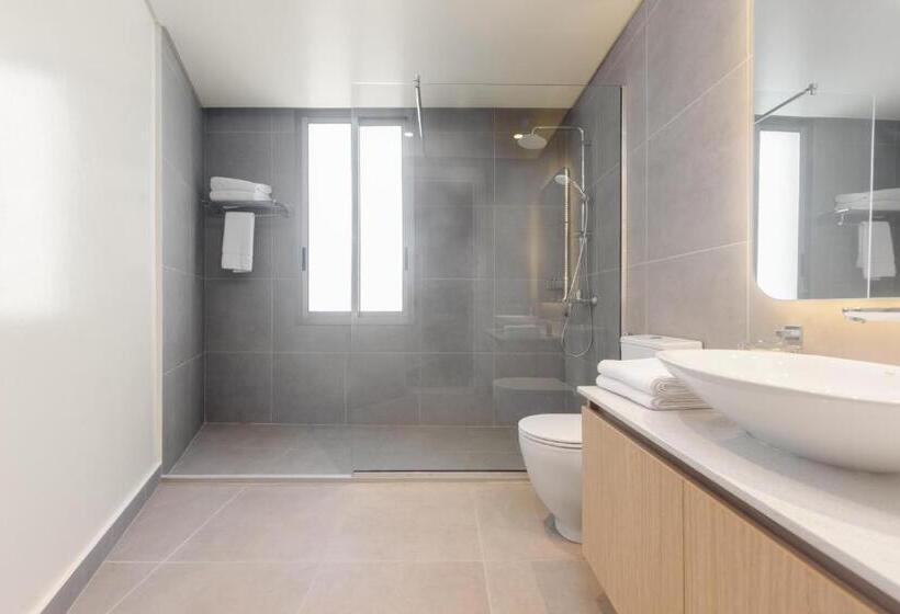 سوییت, Tree House Boutique