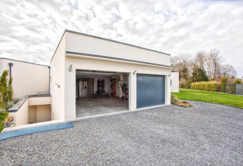 침실 1개 주택, Villa Howard — Jacuzzi, Tranquility & Parking