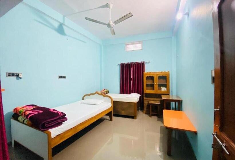 Номер Стандарт, The Narayan Bhawan , Ramanuj Ashram ,haridas Nagar ,ramkot Ayodhya Ji