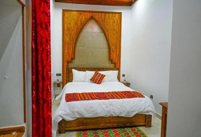 اتاق لوکس, Riad El Wazzania