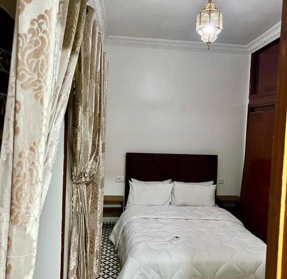 Quarto Estandar, Riad El Wazzania