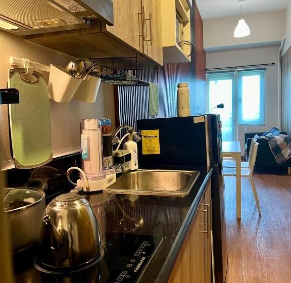 Appartement met 1 Slaapkamer en Balkon, Condo In Pasay