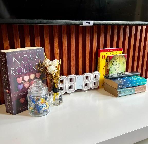 Appartement met 1 Slaapkamer en Balkon, Condo In Pasay