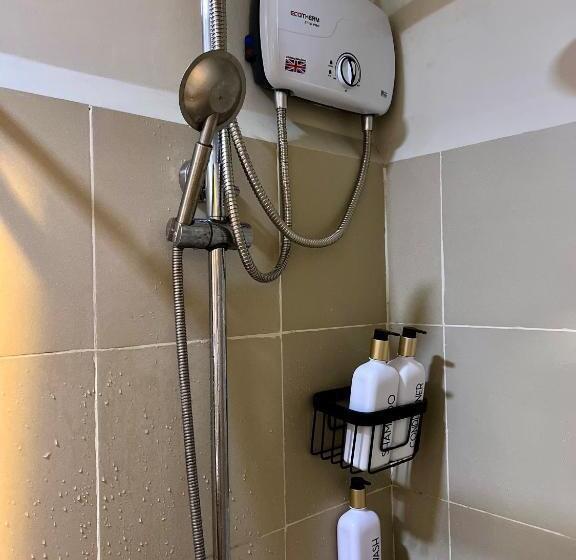 Apartamento 1 Dormitório com Sacada, Condo In Pasay