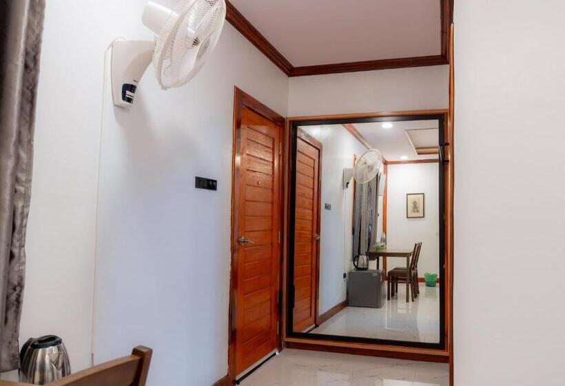 Номер Стандарт Трехместный, Onjira Resort