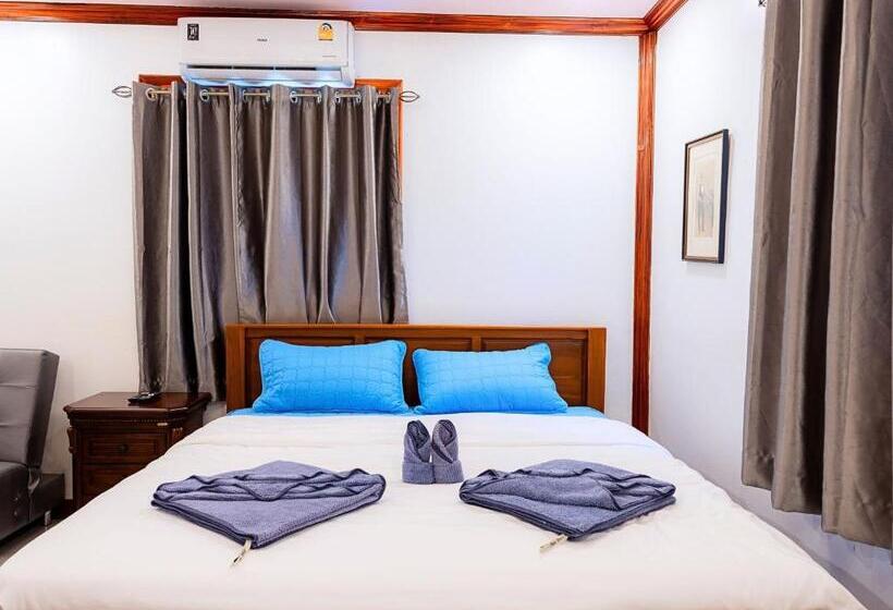 חדר סטנדרט לשלושה, Onjira Resort