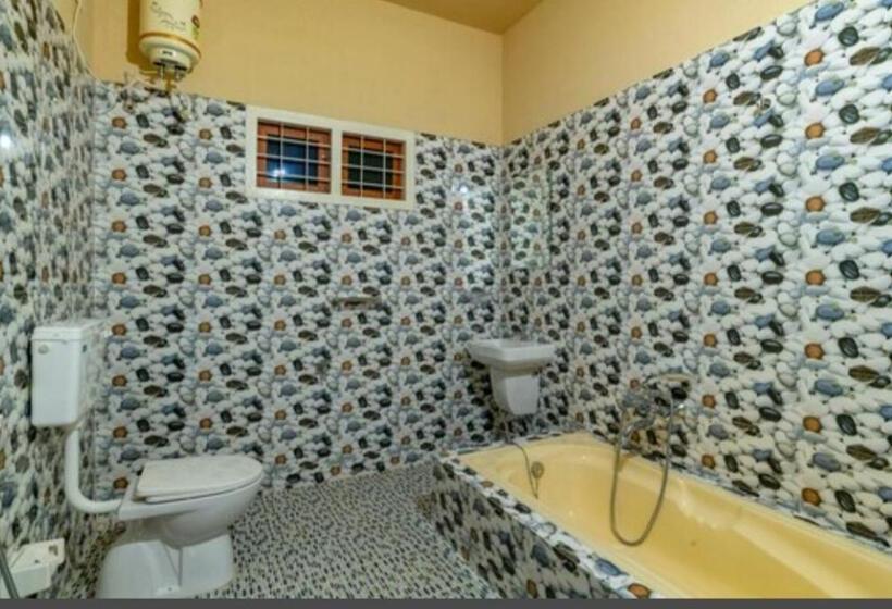 スタンダードルーム, Budgies Cottage