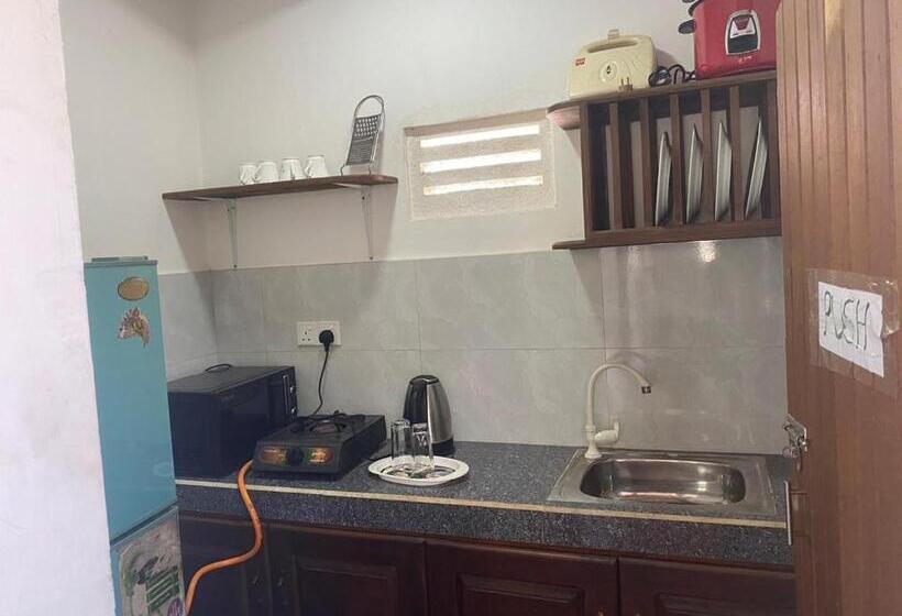 エコノミールーム, G V N Villa Ahangama