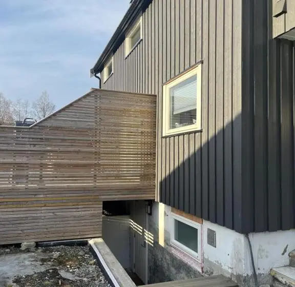 スタンダードスタジオ, Cozy Basement Apartment In Orkanger