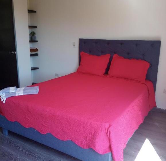 اتاق استاندارد, The International Welcome Center