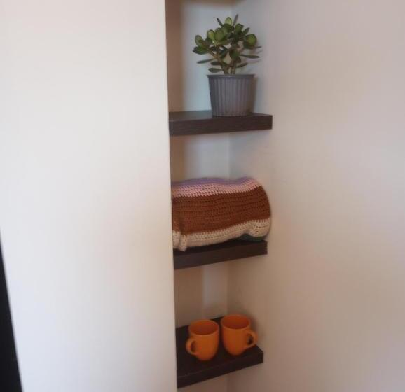 اتاق استاندارد, The International Welcome Center