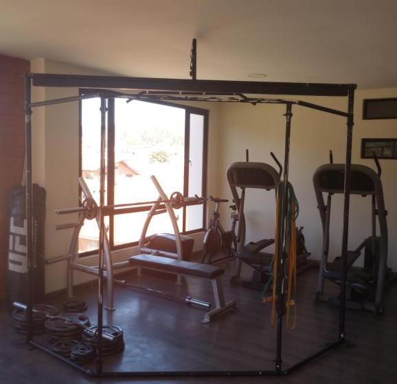 اتاق استاندارد با سرویس بهداشتی مشترک, The International Welcome Center