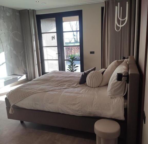 חדר דחוקס עם מיטת קינג, Tumuli Twente B&b Boutique