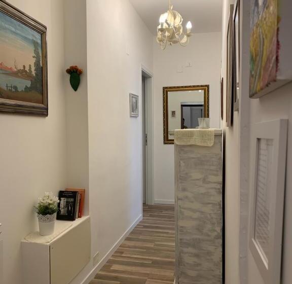 اتاق استاندارد سه نفره, B&b Liola