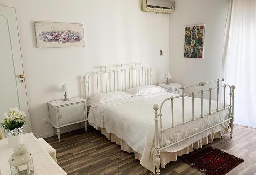 Номер Стандарт Трехместный, B&b Liola