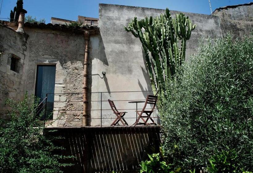 キングサイズベッドのスーペリアルーム, Casa Talia Rooms