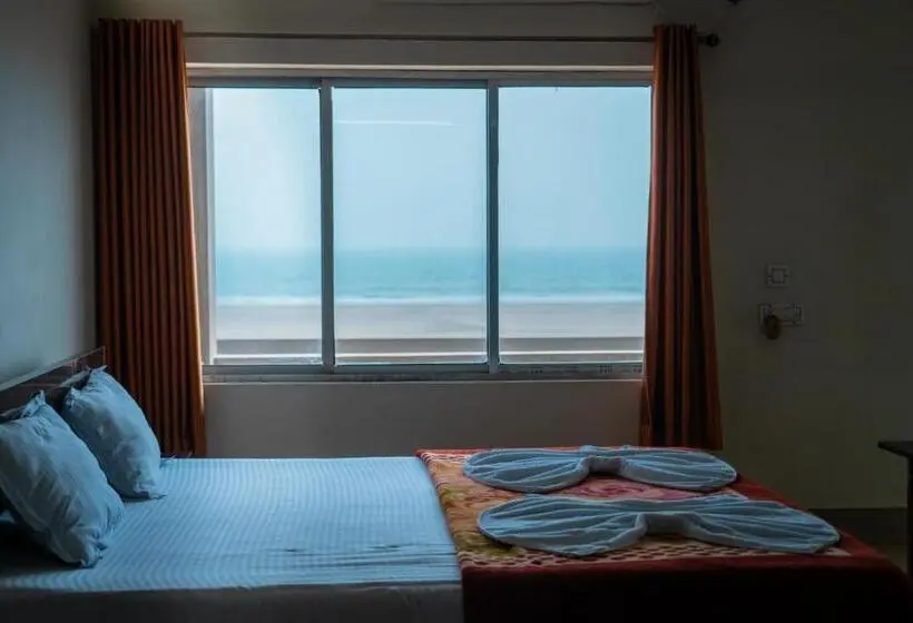 Estudio Standard Vista Mar, Nilkantha
