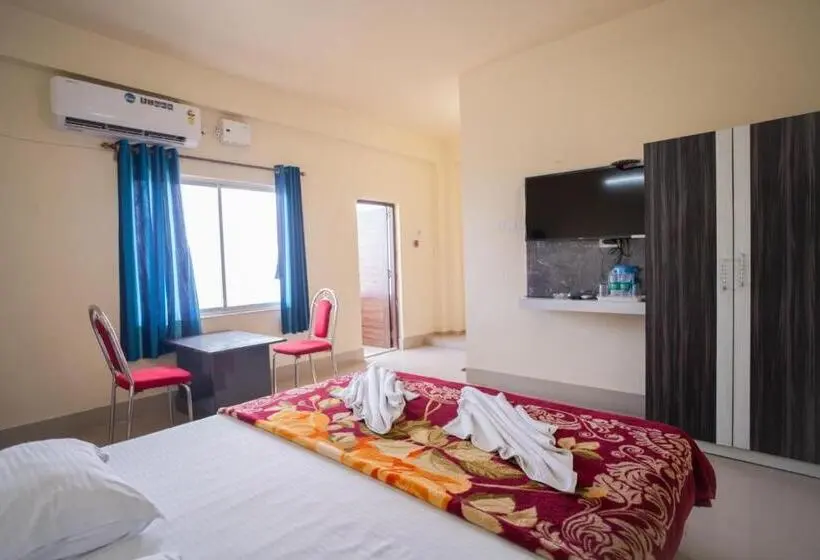 Estudio Standart Vista Piscina, Nilkantha