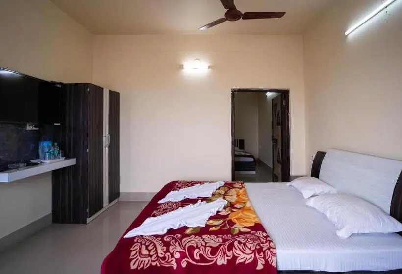 Estudio Standard Vista Mar, Nilkantha