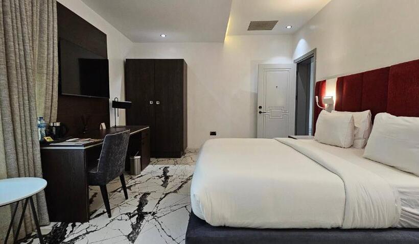 1 Bedroom Penthouse Apartment, The Safron