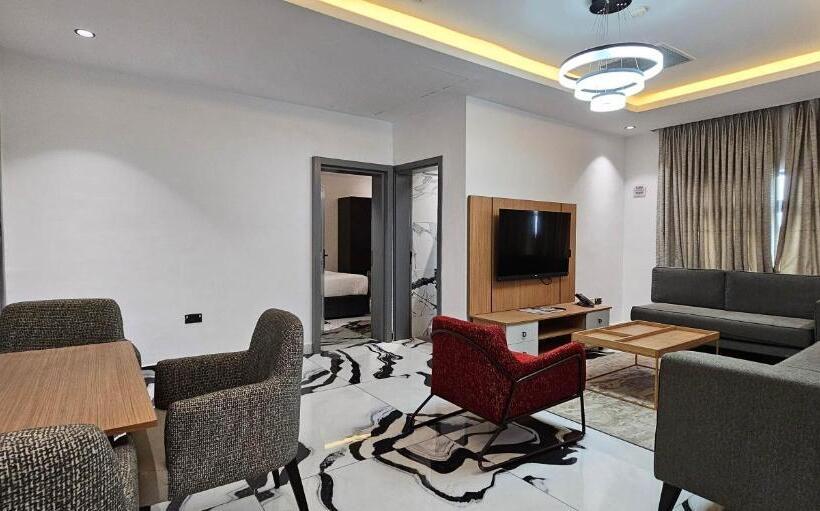 1 Bedroom Penthouse Apartment, The Safron
