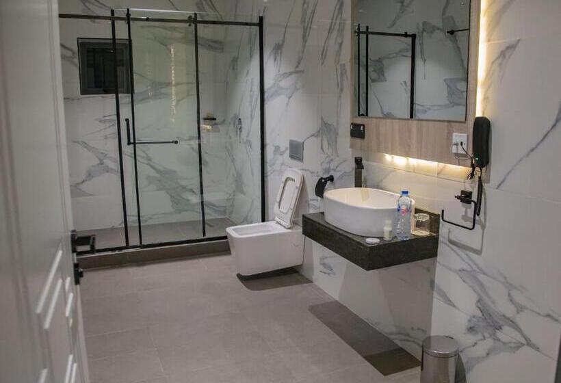 1 Bedroom Penthouse Apartment, The Safron