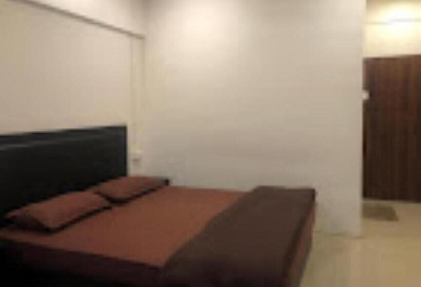 Quarto Estandar, The Pi Hotel , Imphal