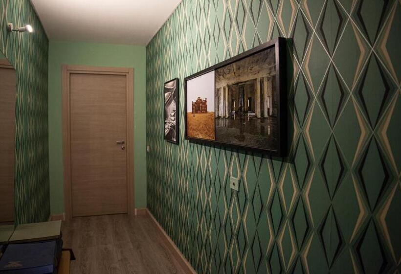 سوییت جونیور لوکس, Home & More Brigida