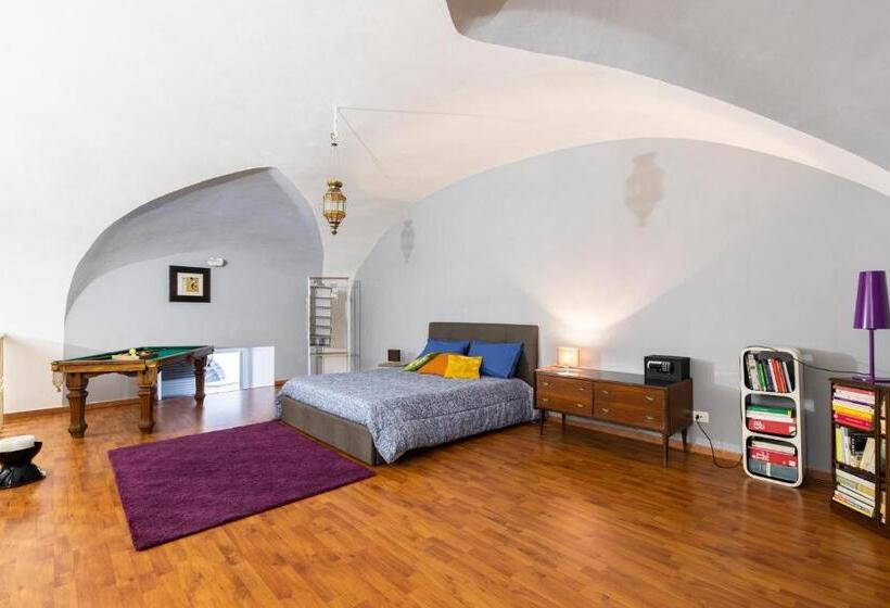 سوییت جونیور لوکس, Home & More Brigida