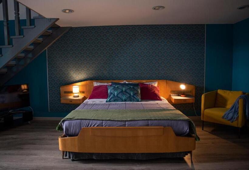 سوییت جونیور با بالکن, Home & More Brigida