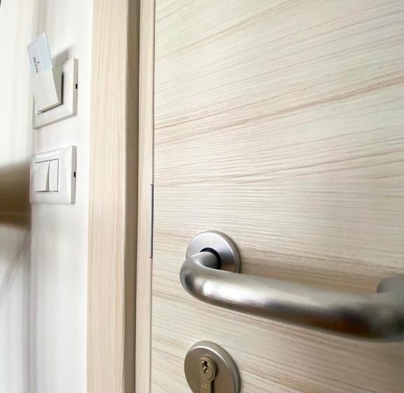 اتاق لوکس چهار تخته, The Platform Rooms