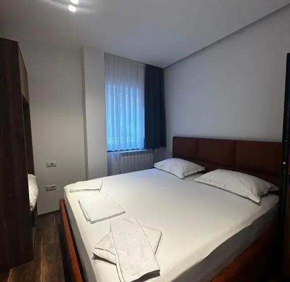 Standard-huone, 4 Stinët