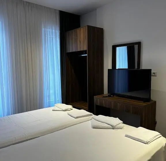 Standard-huone, 4 Stinët