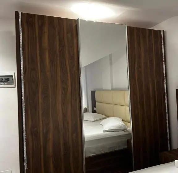 Standard-huone, 4 Stinët