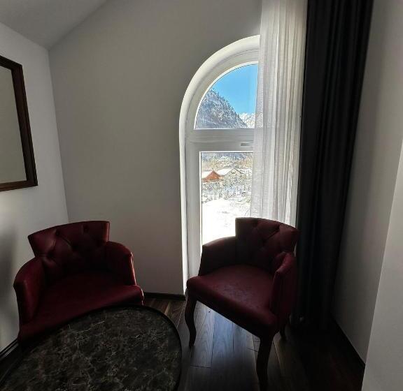 스탠다드 룸, 4 Stinët