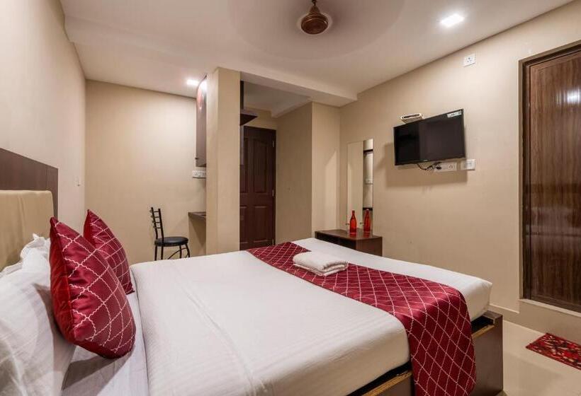 Quarto Deluxe, Daan South Park