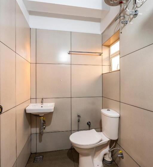 Quarto Deluxe, Daan South Park