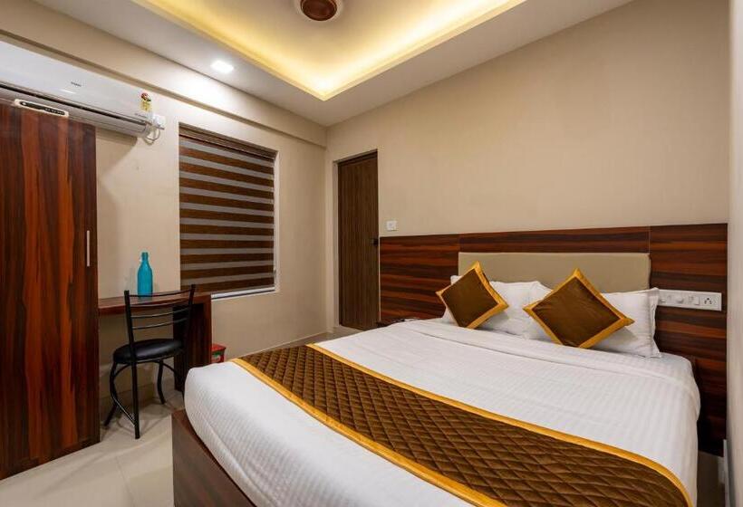 Quarto Estandar, Daan South Park