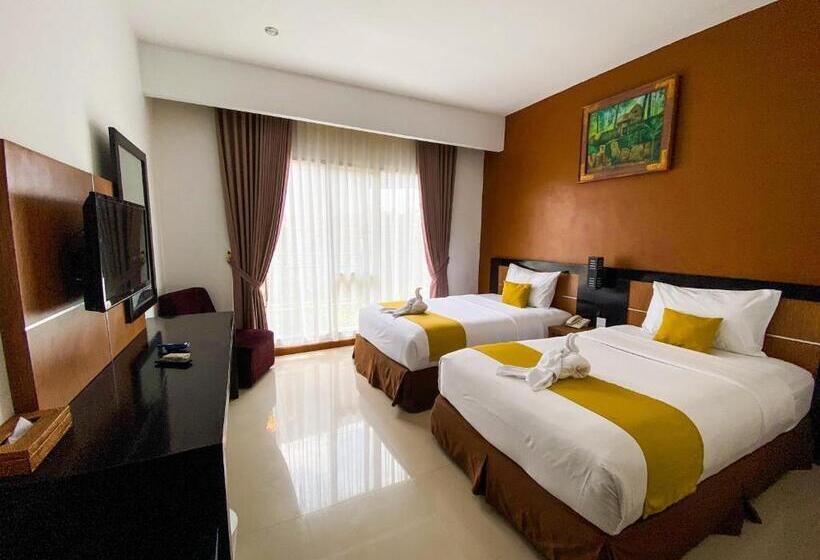 חדר דלוקס, Green Hayaq